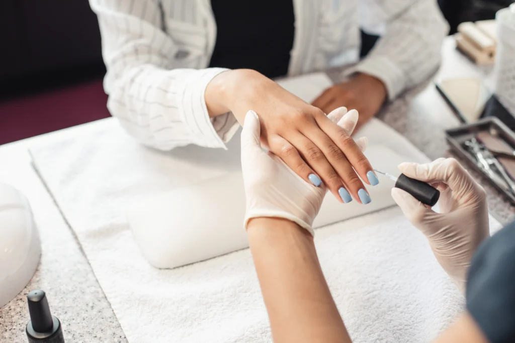 Is It Safe for My 7-Year-Old to Get Gel Nails? 1 Is It Safe for My 7-Year-Old to Get Gel Nails